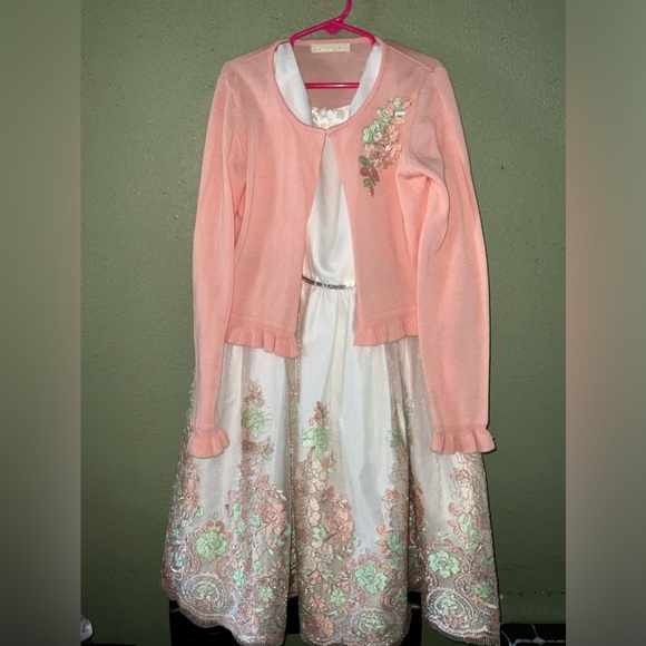 American Princess, size 10 little girl’s off white and peach dress - Picture 4 of 8